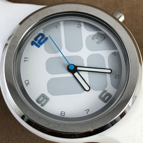 Columbia Sports Wear Sports Watch White Gray Blue
